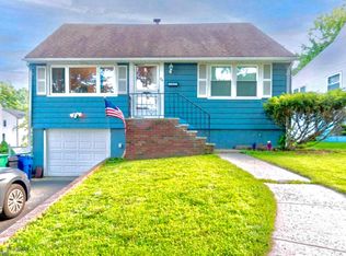 54 Sunnyside Rd, West Orange, NJ 07052