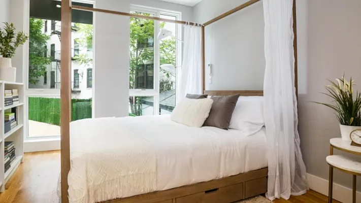 Rented by Nooklyn NYC LLC | media 87