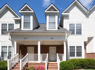 139 Old Fifth Cir, Charlottesville, VA 22903