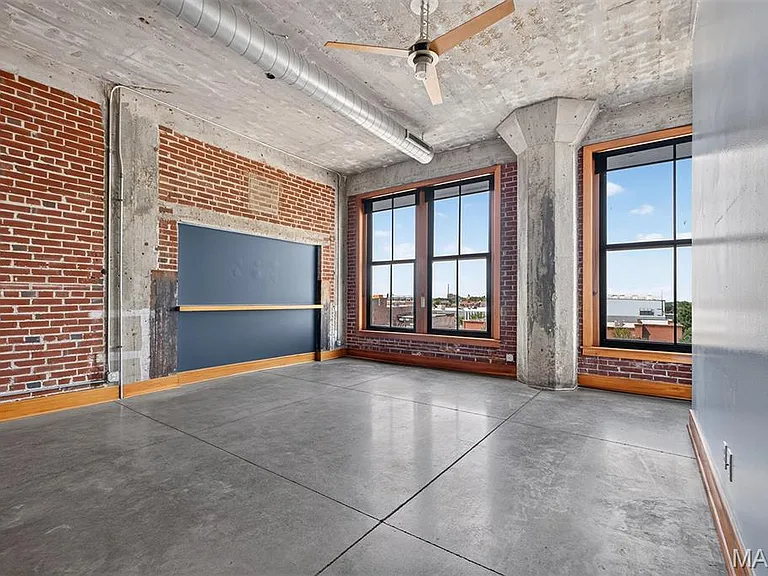 1601 Washington Ave #401 — Photo 8