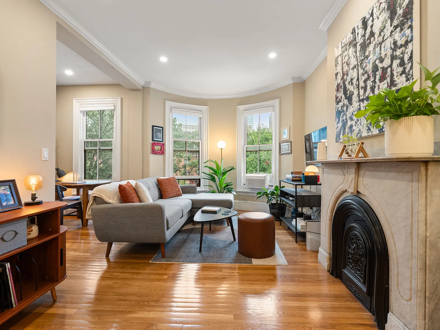 1 bed, 540 sqft, $3,500 — Photo 2
