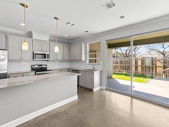 5th image of 2806 Gordon Ave