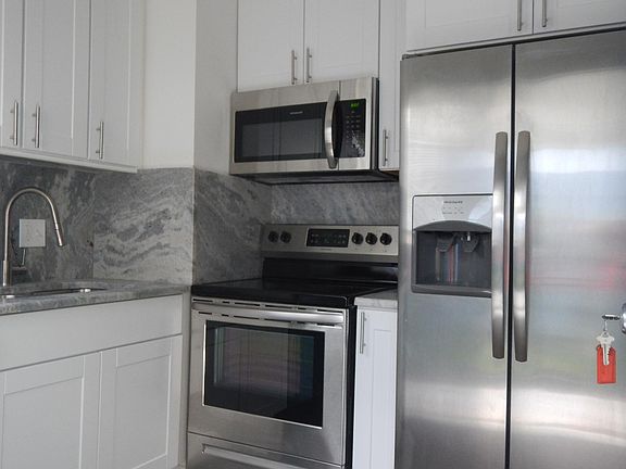 2nd image of 6017 Dexter Ave