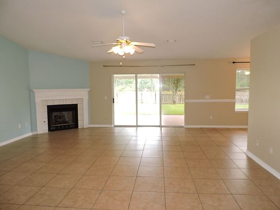 3rd image of 3072 Myrshine Dr