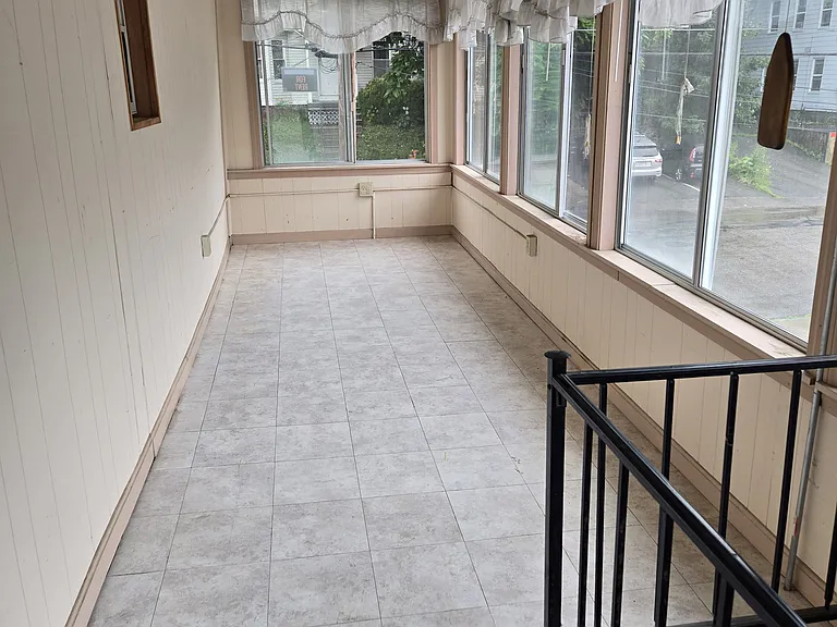 205 Pine St #2 — Photo 7