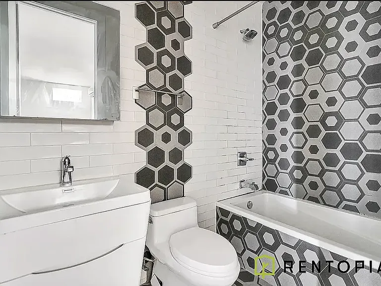 77 Berry St #3B — Photo 6