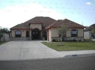 802 N 25th St, Hidalgo, TX 78557