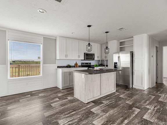 5th image of 1017 Saltgrass Dr