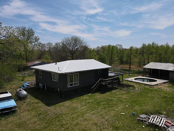 2nd image of 3243 S 13700e Rd