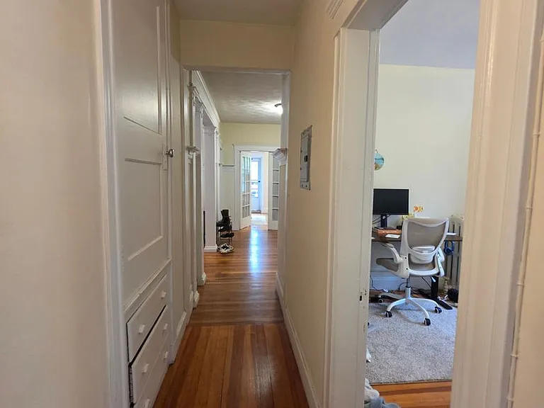 202 Rawson Rd #D1 — Photo 3