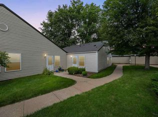 1220 Village Rd APT 2, Iowa City, IA 52240