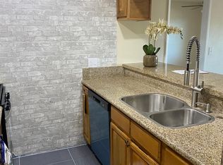 1010 S Magnolia Ave #16, Fullerton, CA 92833