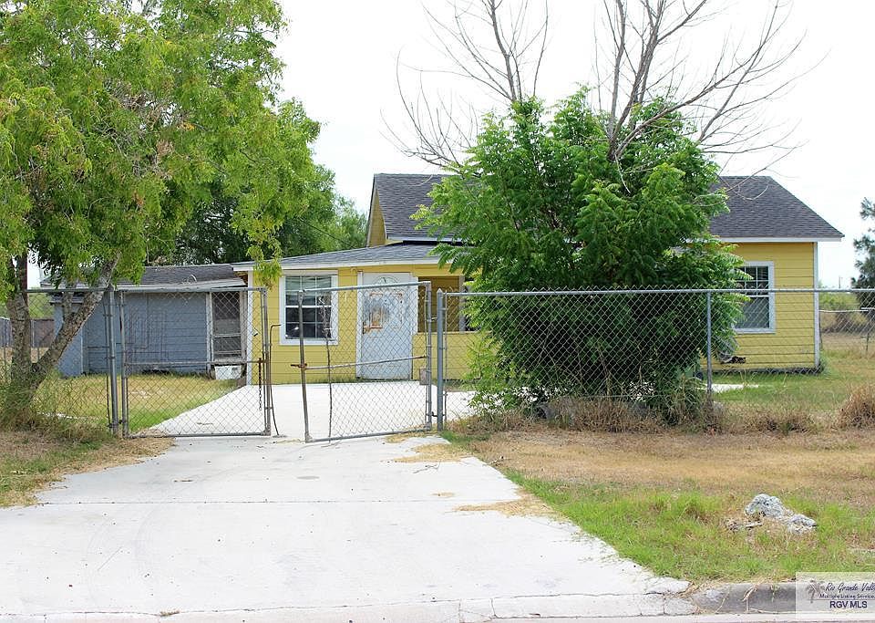1st image of 23 Stevens Dr