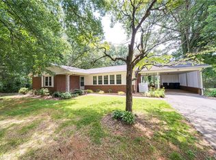 306 Old Hollow Rd, Winston Salem, NC 27105