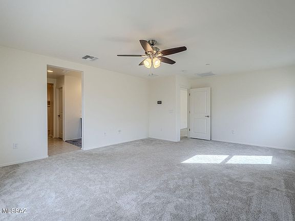 2nd image of 912 W Calle Zoca