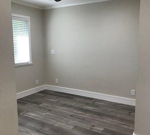5th image of 942 Rose Blossom Dr #942