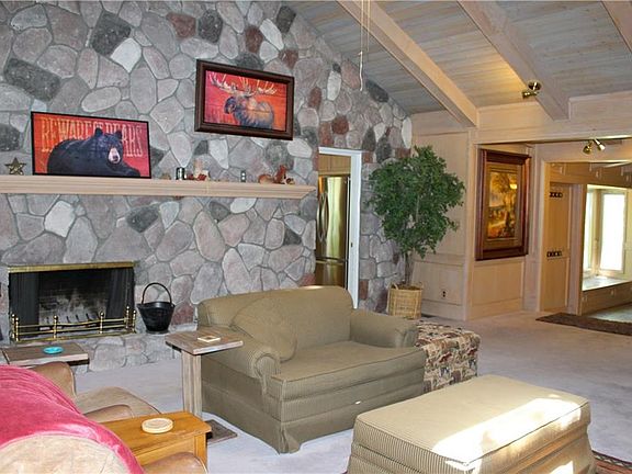 5th image of 247 N Eureka Dr