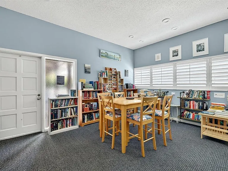 6531 SE Federal Hwy #G107 — Photo 31
