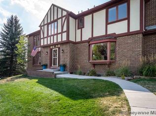 5708 Blue Blf, Cheyenne, WY 82009