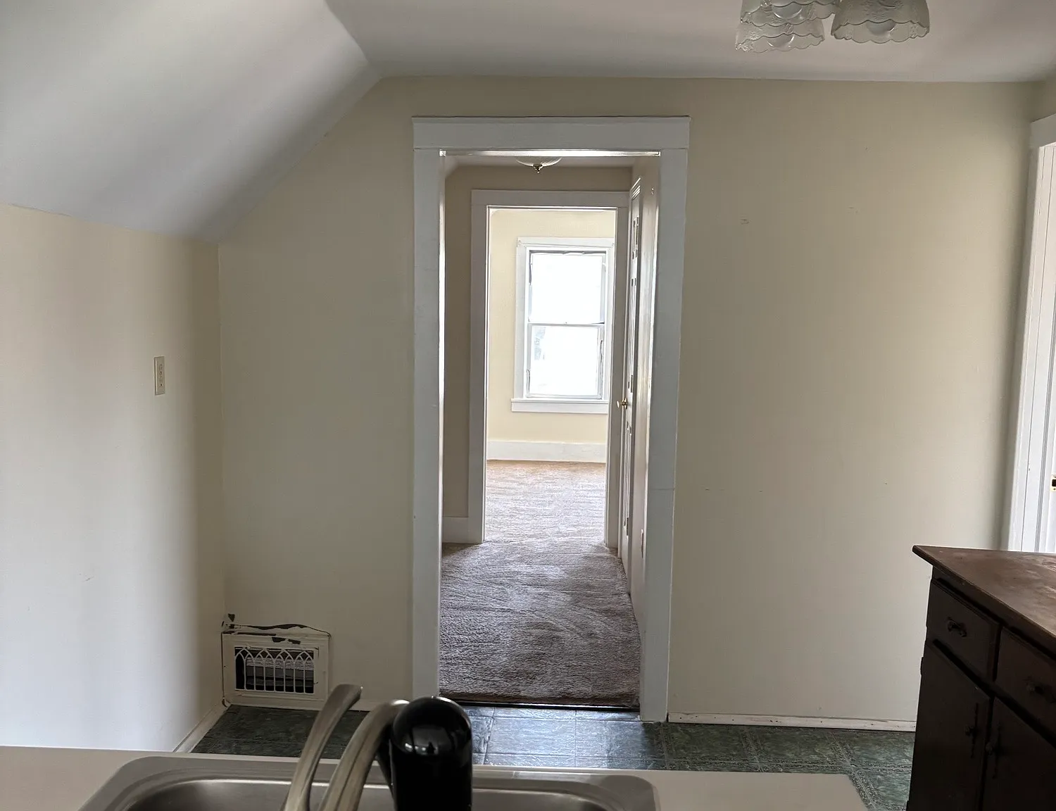 2 bed, 800 sqft, $850 — Photo 4