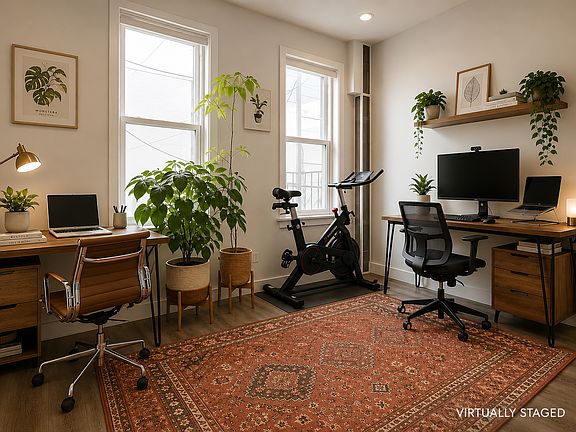5th image of 208A Calyer St #2A