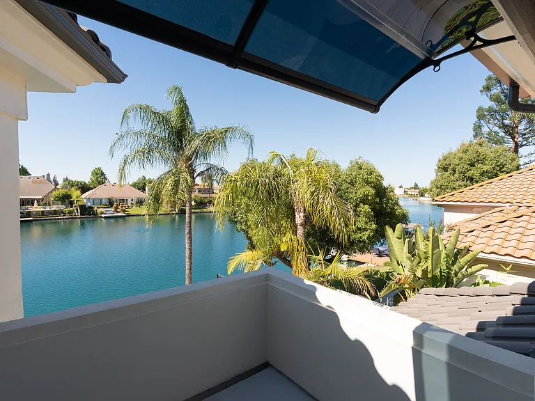 2589 W Lake Van Ness Cir — Photo 44