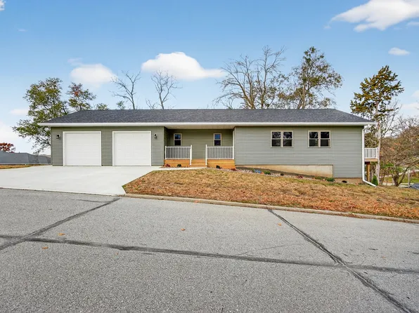 201 N 10th St, Guthrie Center, IA 50115