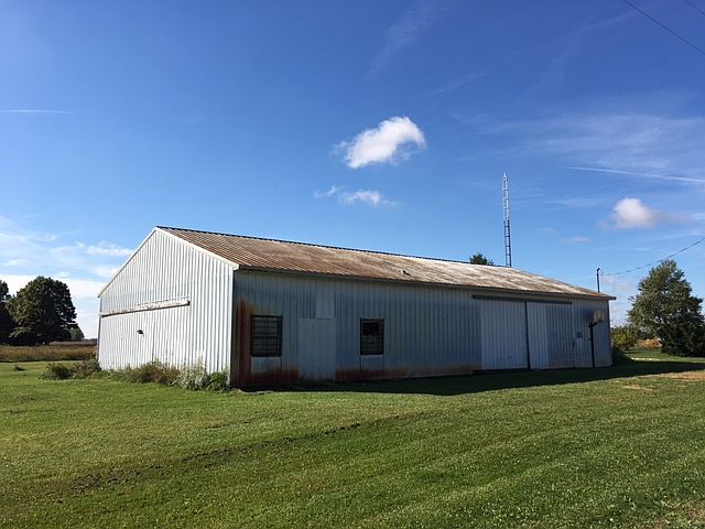 2nd image of 18495 Township Highway 63