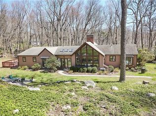 261 Wire Mill Rd, Stamford, CT 06903