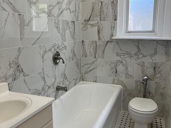 4th image of 4393 Martha Ave APT 2