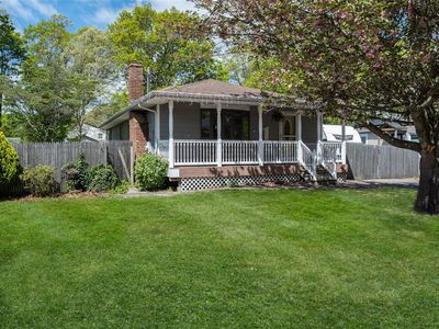 32 Robinwood Street, Mastic, NY, 11950