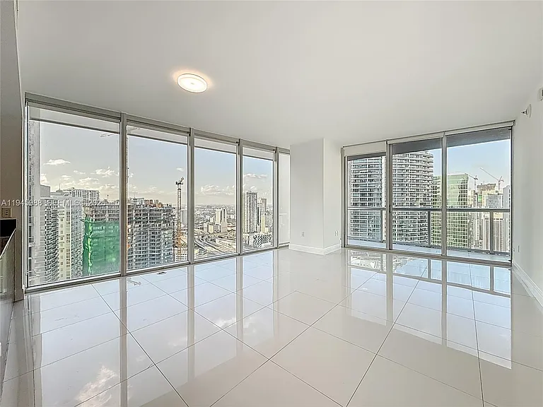 475 Brickell Ave #4215 — Photo 10