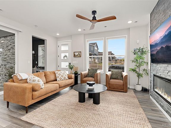 3rd image of 8700 Hotchkiss Street