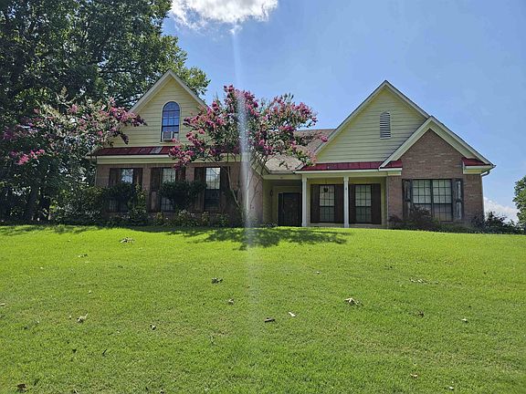 3rd image of 71 N Aberdeen Dr
