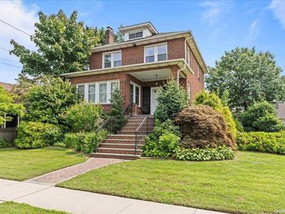 407 Rugby Road, Cedarhurst, NY, 11516
