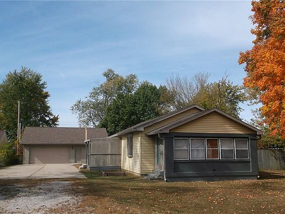 2nd image of 1510 Mary Dr