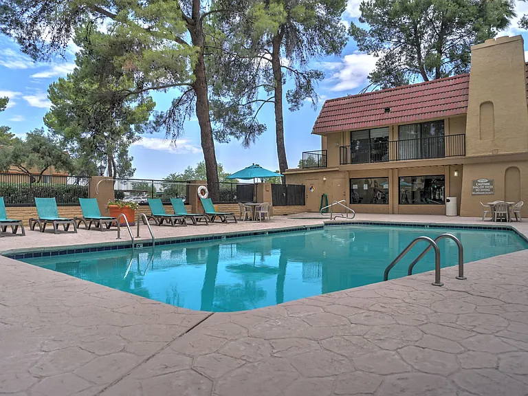 Pool & Pool Patio