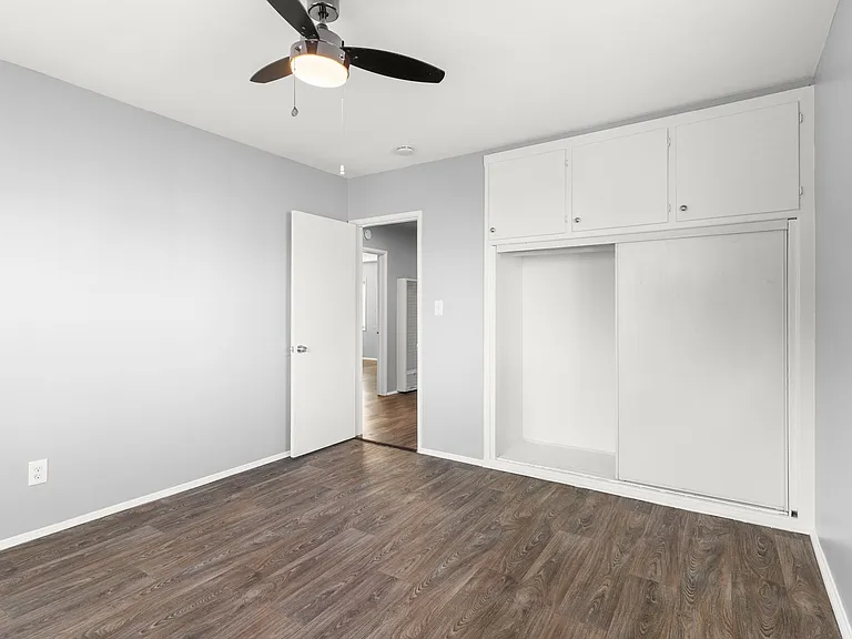 1577 Pine Avenue — Photo 23