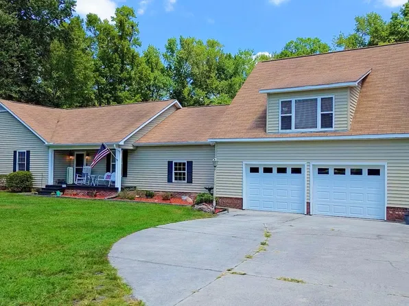 6239 Pasture Drive, Castle Hayne, NC 28429