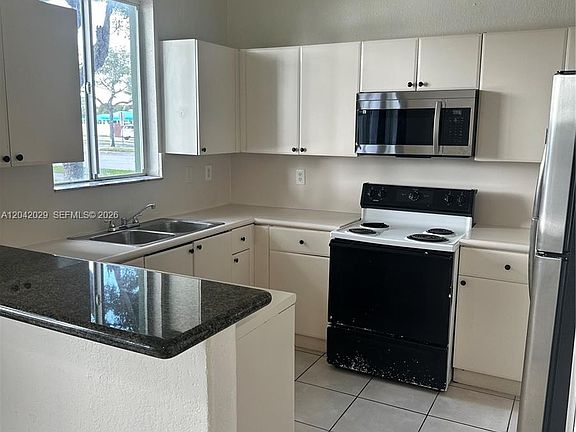 2nd image of 2704 SE 15th Pl