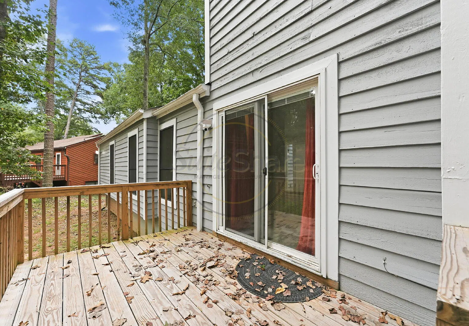 650 Lost Creek Cir — Photo 1