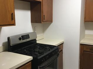 1005 Schmidt Ln #10, North Brunswick, NJ 08902