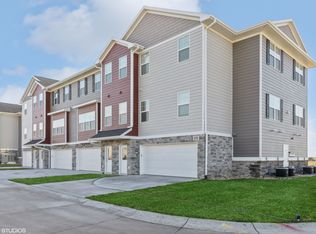151 Griswold Way SW #4, Cedar Rapids, IA 52404