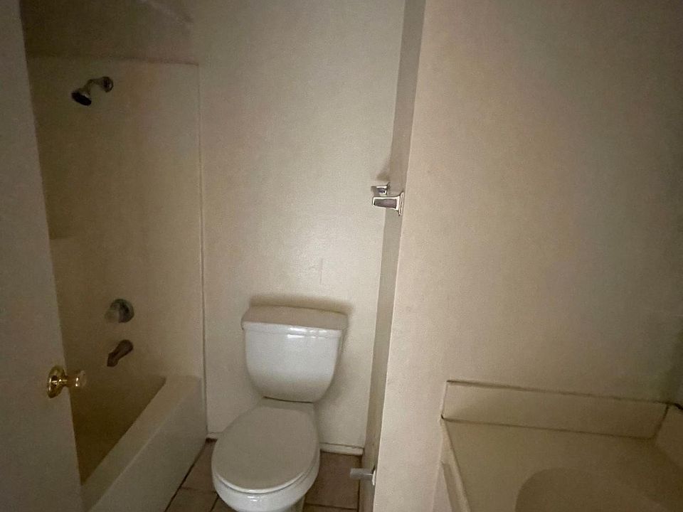 1st image of 1460 Kendall Dr Unit 15