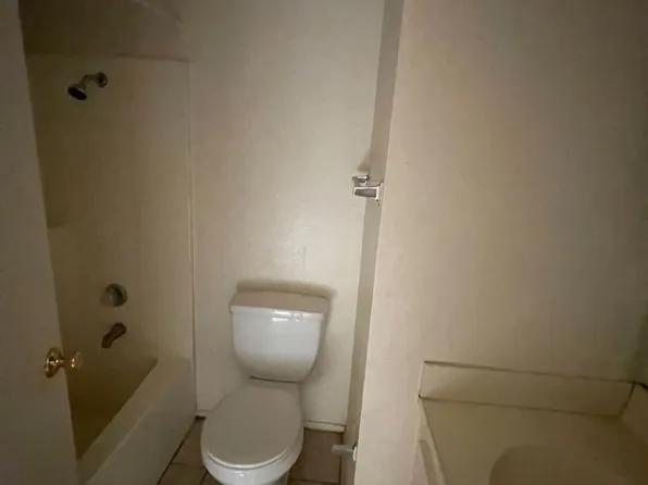 1460 Kendall Dr Unit 15, San Bernardino, CA 92407