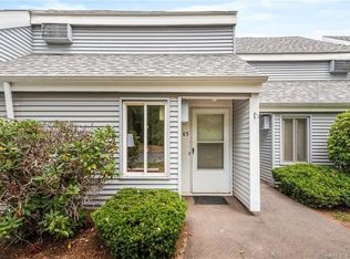 Cinnamon Springs, South Windsor, CT 06074