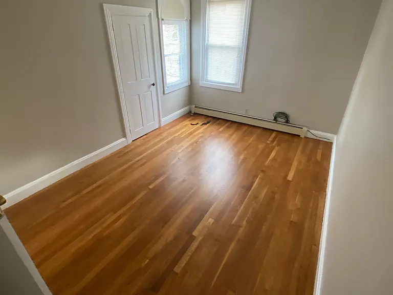 350 Pine St #2F — Photo 10