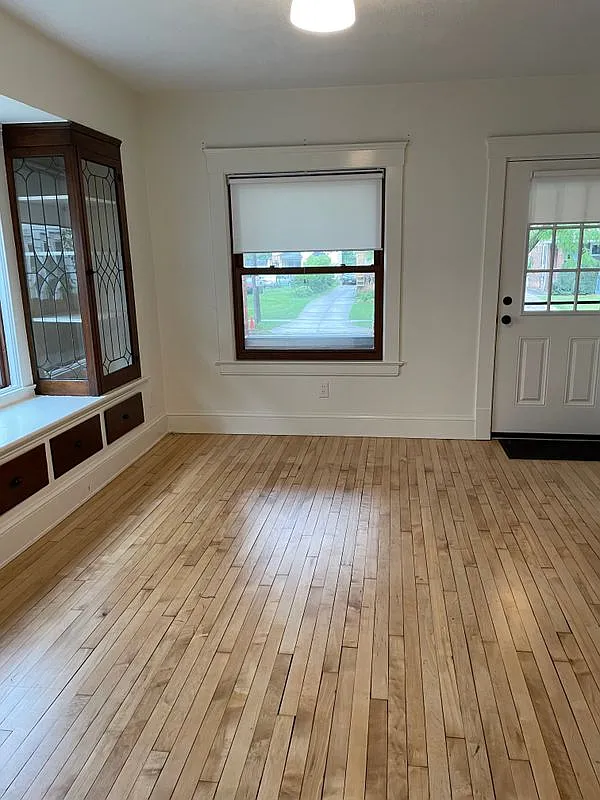 1 bed, 1.0 bath, 1000 sqft, $1,100 — Photo 3