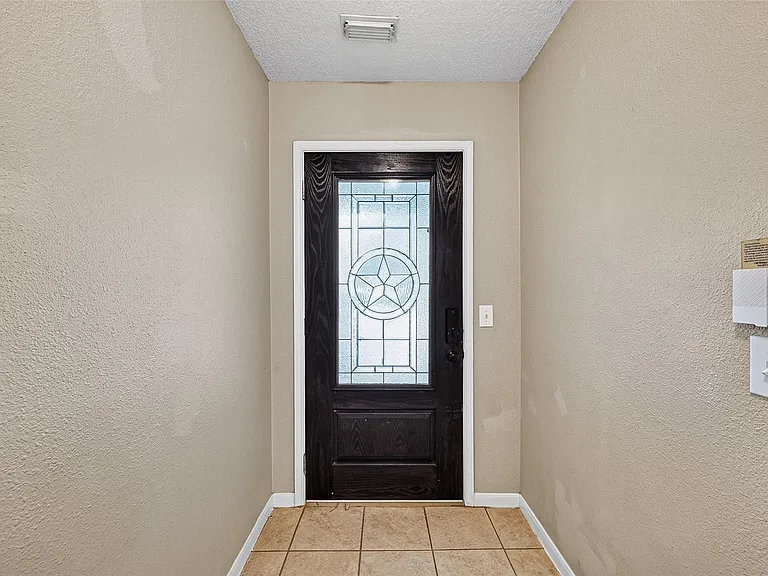 10306 Nickel Grove Dr — Photo 4