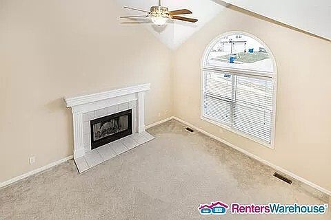 4th image of 1104 Willow Ln